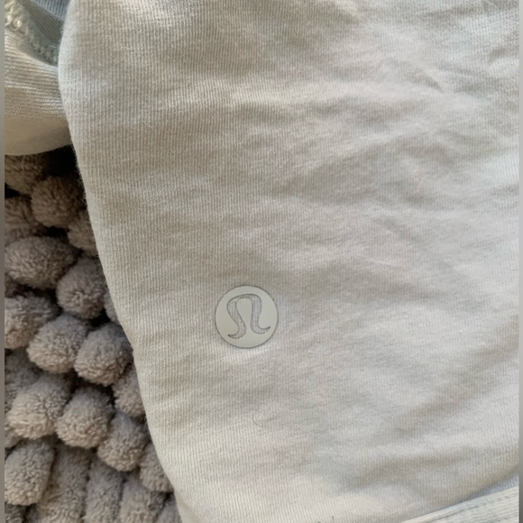 Lululemon long sleeve wrap top with thumb holes - Picture 5 of 6